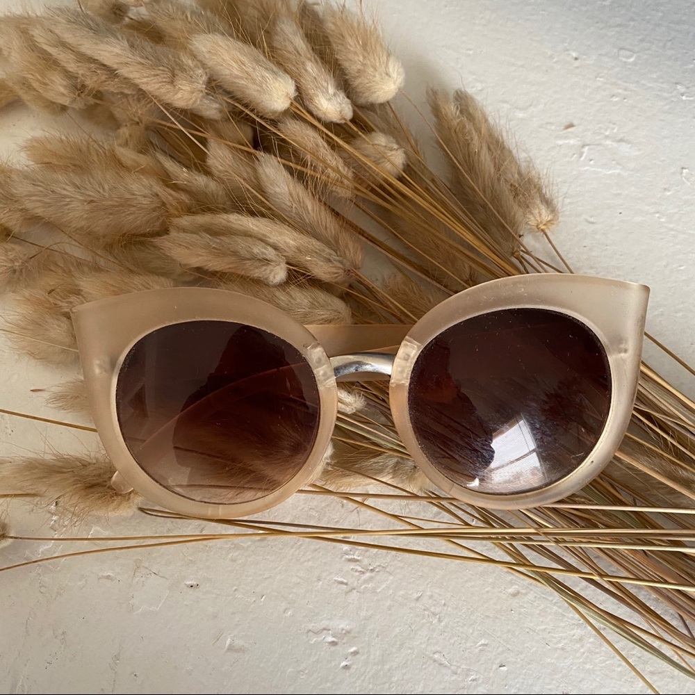 QUAY pink sunglasses